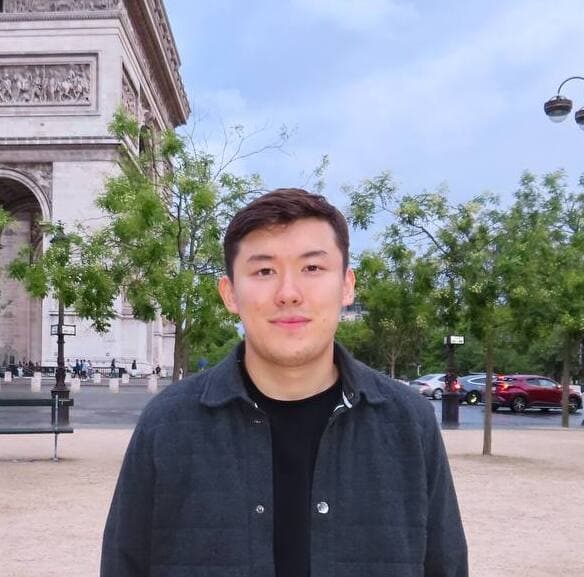 Алмаз Куссаинов